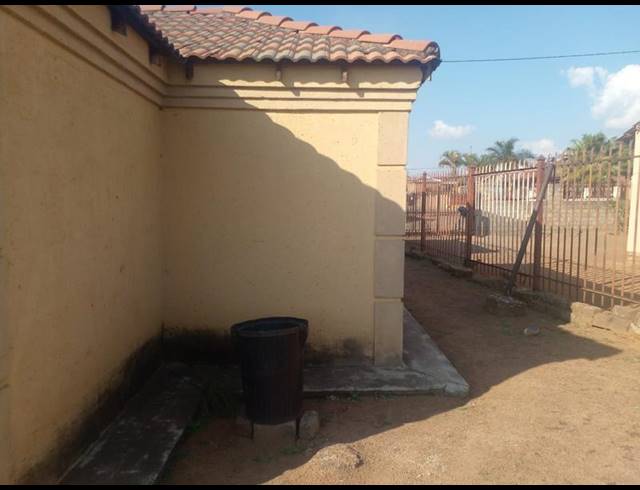 3 BEDROOM HOUSE FOR SALE IN SOSHANGUVE HH